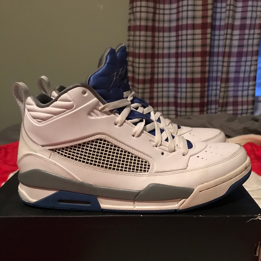Jordan flight 9.5